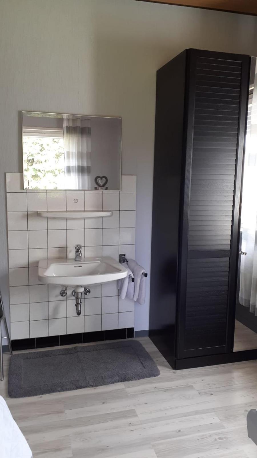 Ferienwohnung Silk Niederkrüchten Екстериор снимка
